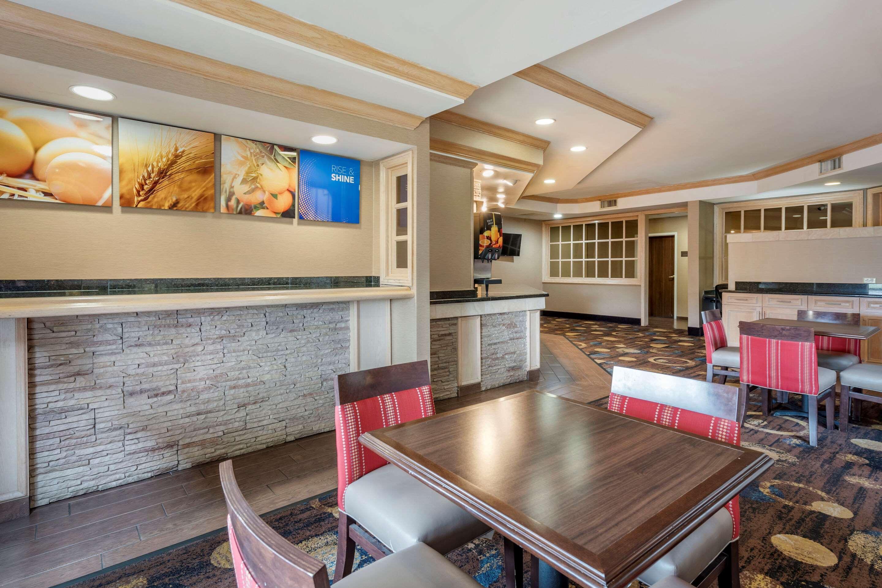 Comfort Suites Marion Εξωτερικό φωτογραφία